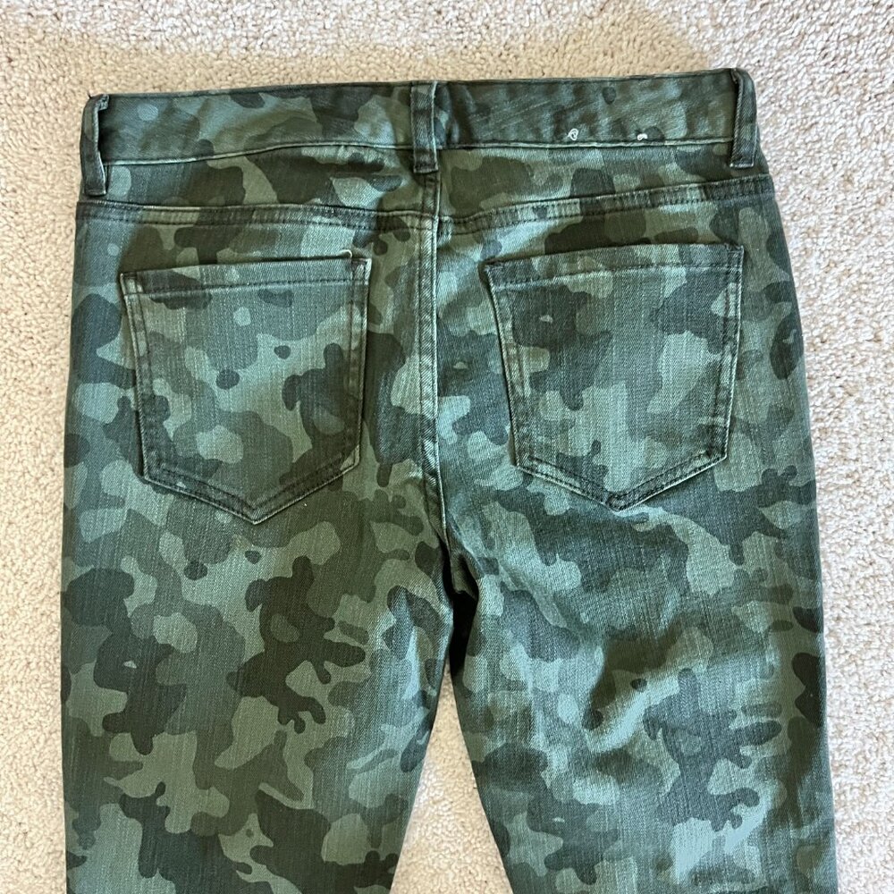 Joe Fresh Slim Camo Jeans Size 4